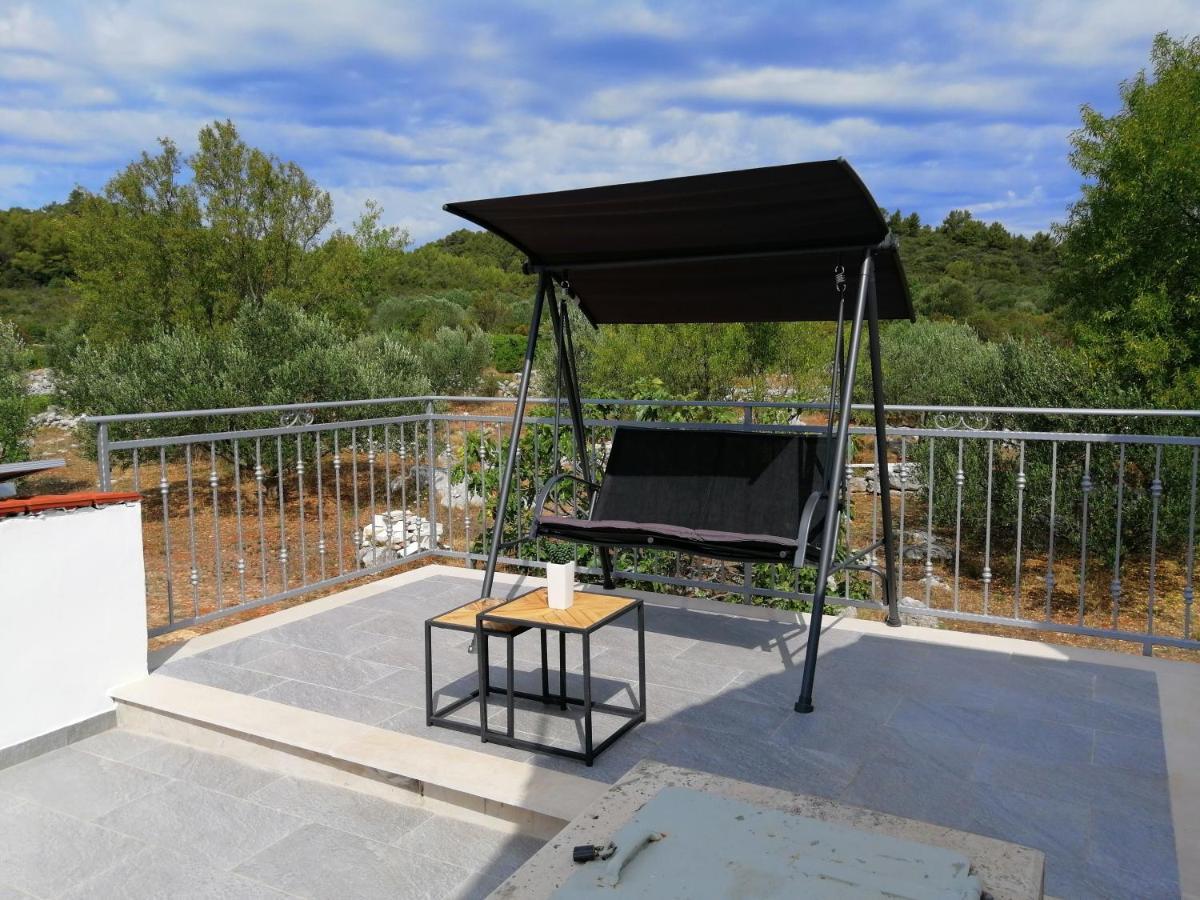 Olive Grove House Lumbarda Villa Buitenkant foto